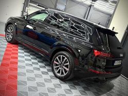 Culoarenegru Utilizat 2022 Audi Q7 S-Line SUV | 52.000 EUR (Puțin scump)