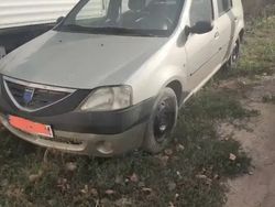 Utilizat 2015 Dacia Logan Berlinǎ | 3.500 EUR