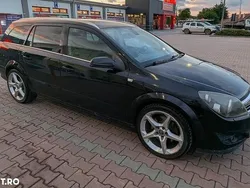Culoarenegru Utilizat 2007 Opel Astra Break | 3.299 EUR (Scump)