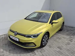 Galben deschis normal Utilizat 2021 VW Golf VIII Style Hatchback | 21.700 EUR