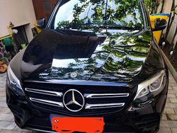 Culoarenegru Utilizat 2018 Mercedes GLC220 SUV | 24.850 EUR (Preț bun)