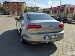 Utilizat 2015 VW Passat Berlinǎ | 15.500 EUR