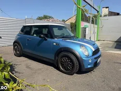 Culoarealbastru Utilizat 2004 Mini Cooper Hatchback | 5.000 EUR