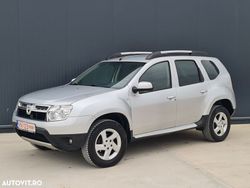 Gri Utilizat 2012 Dacia Duster Lauréate SUV | 5.450 EUR (Preț bun)
