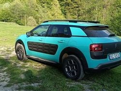 Culoarealbastru Utilizat 2015 Citroën C4 Cactus Shine Hatchback | 5.860 EUR (Preț OK)