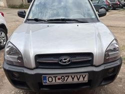 Gri Utilizat 2007 Hyundai Tucson SUV | 4.000 EUR (Super Preț)