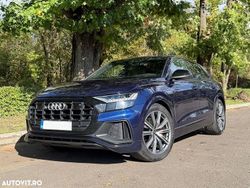 Culoarealbastru Utilizat 2021 Audi Q8 Design SUV | 62.900 EUR (Puțin scump)