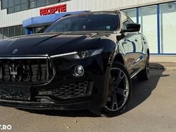 Culoarenegru Utilizat 2018 Maserati Levante SUV | 39.930 EUR (Preț OK)