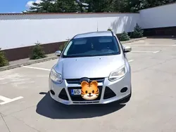 Utilizat 2012 Ford Focus Berlinǎ | 3.900 EUR (Preț bun)