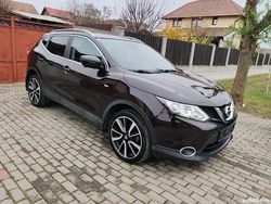 Visiniu Utilizat 2015 Nissan Qashqai SUV | 11.390 EUR (Preț OK)