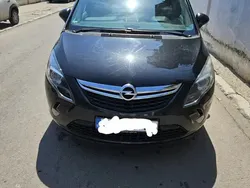 Negru Utilizat 2016 Opel Zafira Tourer Monovolum | 7.500 EUR
