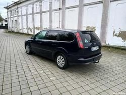 Utilizat 2008 Ford Focus Berlinǎ | 1.200 EUR (Preț OK)