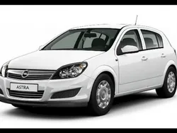 Alb Utilizat 2005 Opel Astra Hatchback | 2.100 EUR (Preț OK)