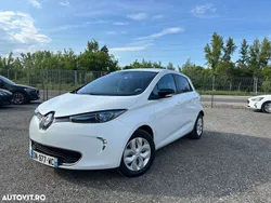 Alb Utilizat 2015 Renault Zoe Life Hatchback | 5.990 EUR