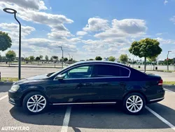 Negru Utilizat 2011 VW Passat Highline Berlinǎ | 6.899 EUR (Preț OK)
