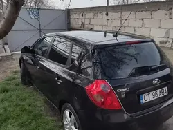 Utilizat 2009 Kia Ceed Hatchback | 2.990 EUR