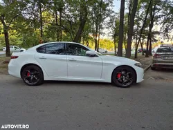 Alb Utilizat 2019 Alfa Romeo Giulia Lusso Berlinǎ | 23.500 EUR (Preț OK)