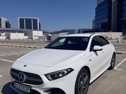Culoarealb Utilizat 2020 Mercedes A250 AMG line Berlinǎ | 26.200 EUR (Preț OK)