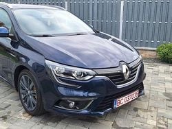 Culoarealte culori Utilizat 2017 Renault Mégane GrandTour Dynamique Break | 7.990 EUR (Preț OK)