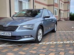 Culoaregri Utilizat 2018 Skoda Superb Ambition Berlinǎ | 16.400 EUR (Preț OK)