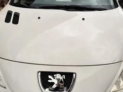 Utilizat 2012 Peugeot 206 Berlinǎ | 3.500 EUR