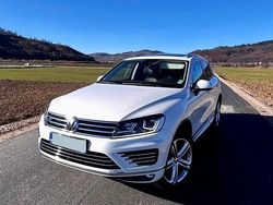 Culoarealb Utilizat 2016 VW Touareg Exclusive SUV | 27.990 EUR (Scump)