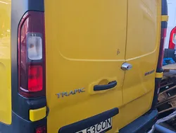 Utilizat 2017 Renault Trafic Van | 7.800 EUR (Super Preț)