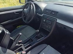 Utilizat 2003 Audi A4 Break | 1.500 EUR (Preț bun)