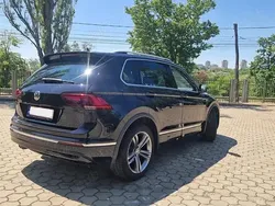 Negru Utilizat 2020 VW Tiguan R-line SUV | 18.700 EUR (Preț OK)