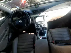 Utilizat 2005 VW Passat Berlinǎ | 2.600 EUR