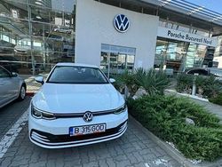 Alb Utilizat 2021 VW Golf VIII Hatchback | 16.000 EUR (Preț bun)
