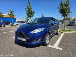 Culoarealbastru Utilizat 2015 Ford Fiesta Titanium Hatchback | 4.950 EUR (Preț OK)