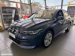Albastru Nouă 2025 VW Golf VIII Life Hatchback | 32.600 EUR (Preț OK)