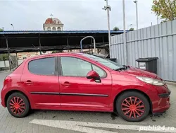 Rosu Utilizat 2007 Peugeot 207 Berlinǎ | 2.300 EUR