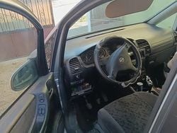 Utilizat 2001 Opel Zafira Monovolum | 1.000 EUR