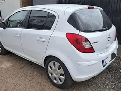 Alb Utilizat 2010 Opel Corsa | 3.400 EUR (Preț OK)