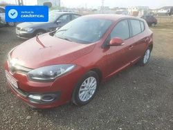 Culoarerosu Utilizat 2015 Renault Mégane III Initiale Paris Hatchback | 6.600 EUR (Preț bun)