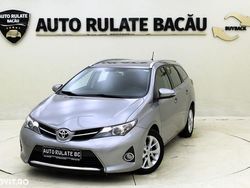 Gri Utilizat 2013 Toyota Auris Hatchback | 7.490 EUR (Preț OK)