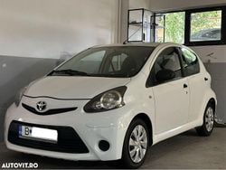 Culoarenegru Utilizat 2018 Citroën C-Elysee I PureTech Berlinǎ | 2.900 EUR (Super Preț)