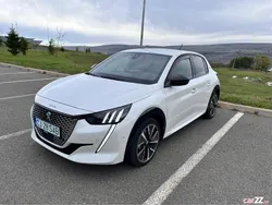 Alb Utilizat 2021 Peugeot e-208 GT Hatchback | 17.500 EUR