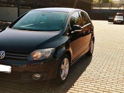 Culoarenegru Utilizat 2010 VW Golf Plus Comfortline Monovolum | 3.900 EUR