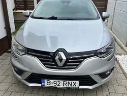 Gri Utilizat 2018 Renault Mégane IV Intens Berlinǎ | 14.000 EUR (Scump)