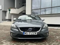 Gri Utilizat 2015 Volvo V40 Break | 6.500 EUR (Preț bun)