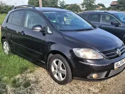 Negru Utilizat 2009 VW Golf Plus Cross United Monovolum | 3.450 EUR (Preț bun)