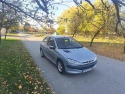 Utilizat 2006 Peugeot 206 Hatchback | 990 EUR