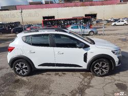 Alb Utilizat 2023 Dacia Sandero Extreme Hatchback | 10.400 EUR (Preț bun)