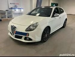 Alb Utilizat 2014 Alfa Romeo Giulietta Hatchback | 6.990 EUR