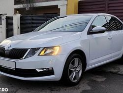 Culoarealb Utilizat 2020 Skoda Octavia Style Berlinǎ | 17.350 EUR (Preț bun)