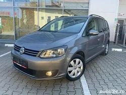 Gri Utilizat 2012 VW Touran Monovolum | 4.999 EUR (Preț bun)
