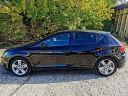 Culoarenegru Utilizat 2017 Seat Leon FR Hatchback | 12.350 EUR (Puțin scump)